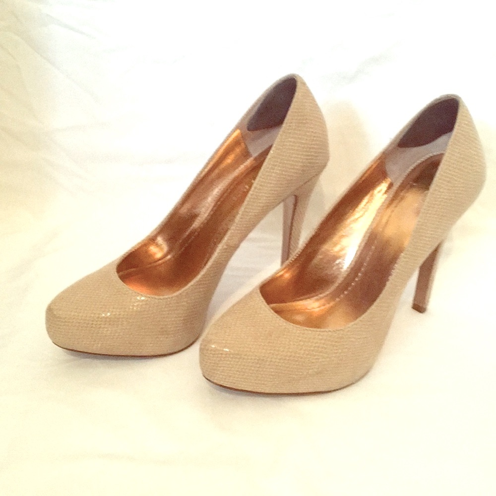 BCBG ‘Big Parade’ platform heel - size 8
